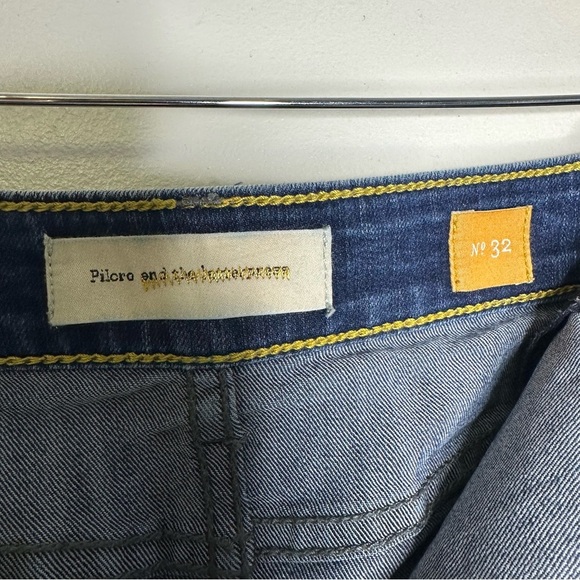 Pilcro and the Letterpress Anthropologie Ruffle Back Denim Skirt Size 32 - Picture 6 of 7